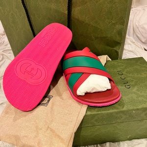 Gucci slide sandal